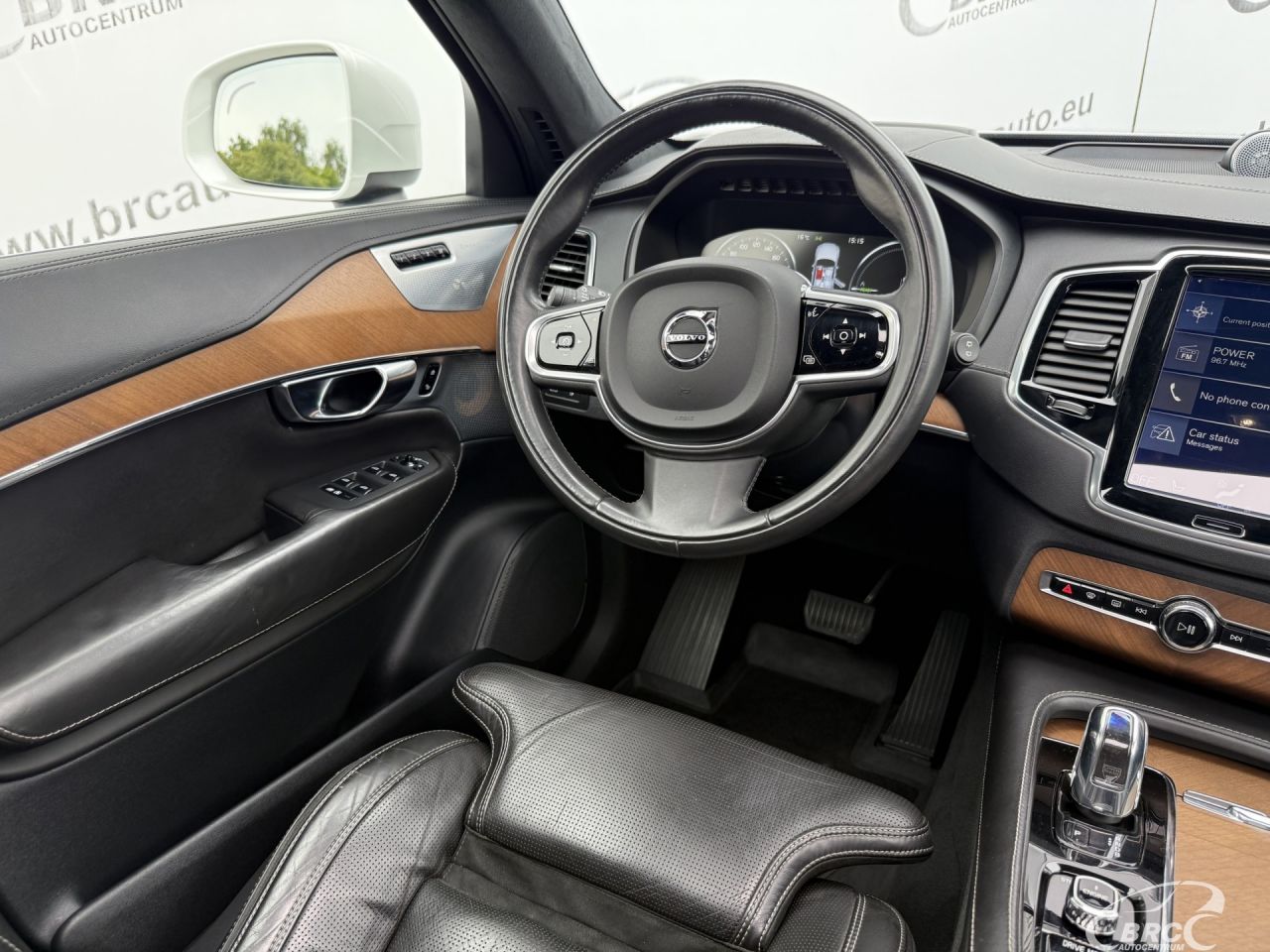 Volvo XC90 | 3
