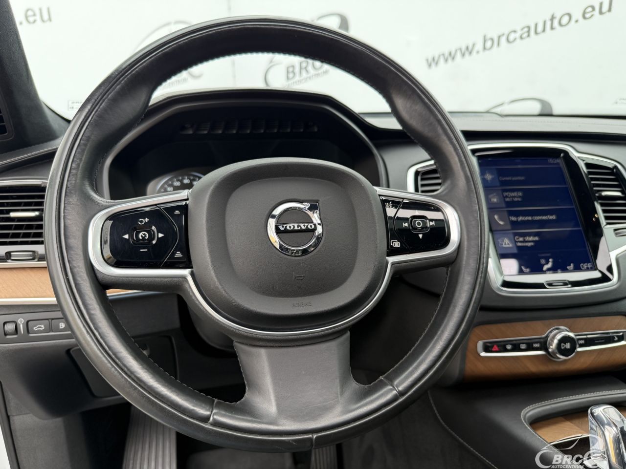 Volvo XC90 | 36
