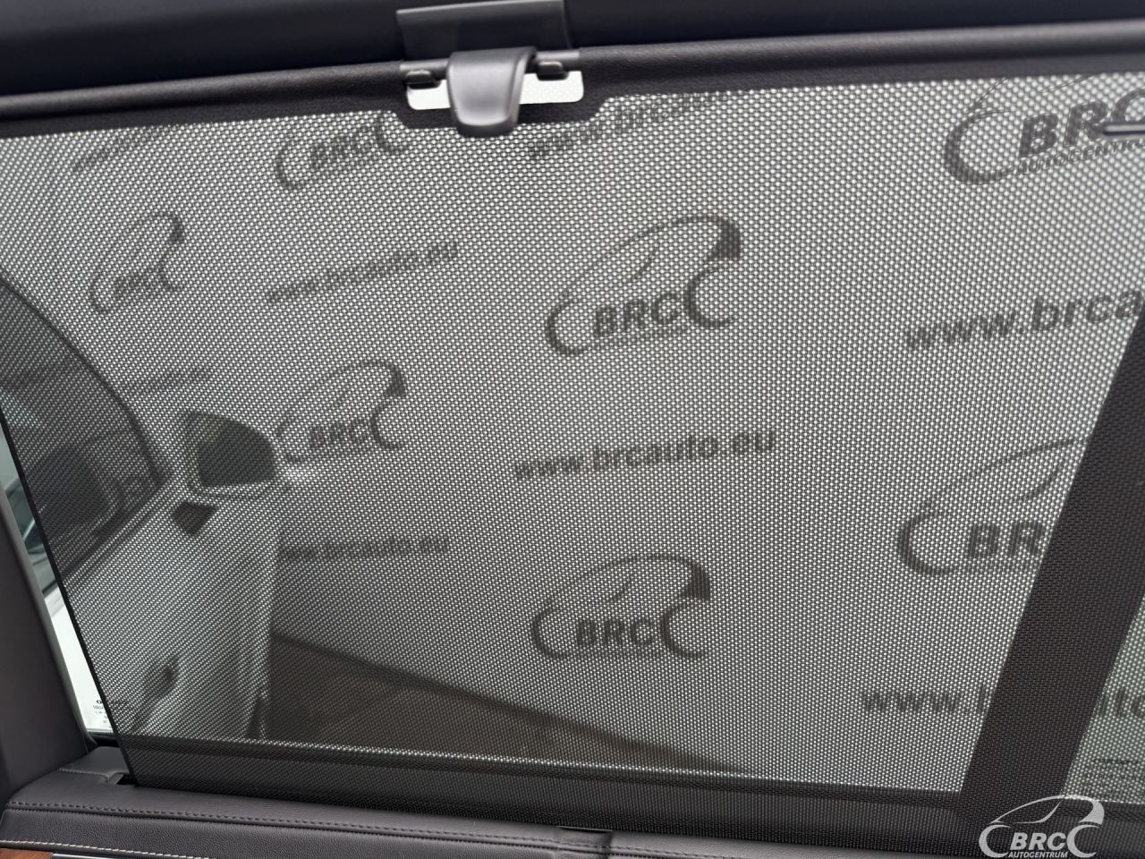 Volvo XC90 | 12