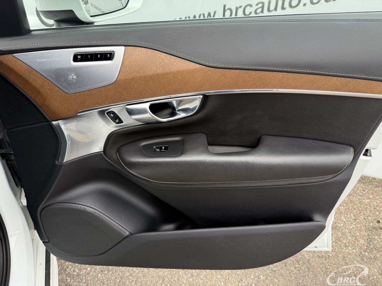 Volvo XC90 | 6