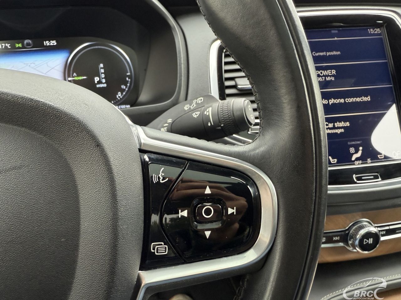 Volvo XC90 | 39