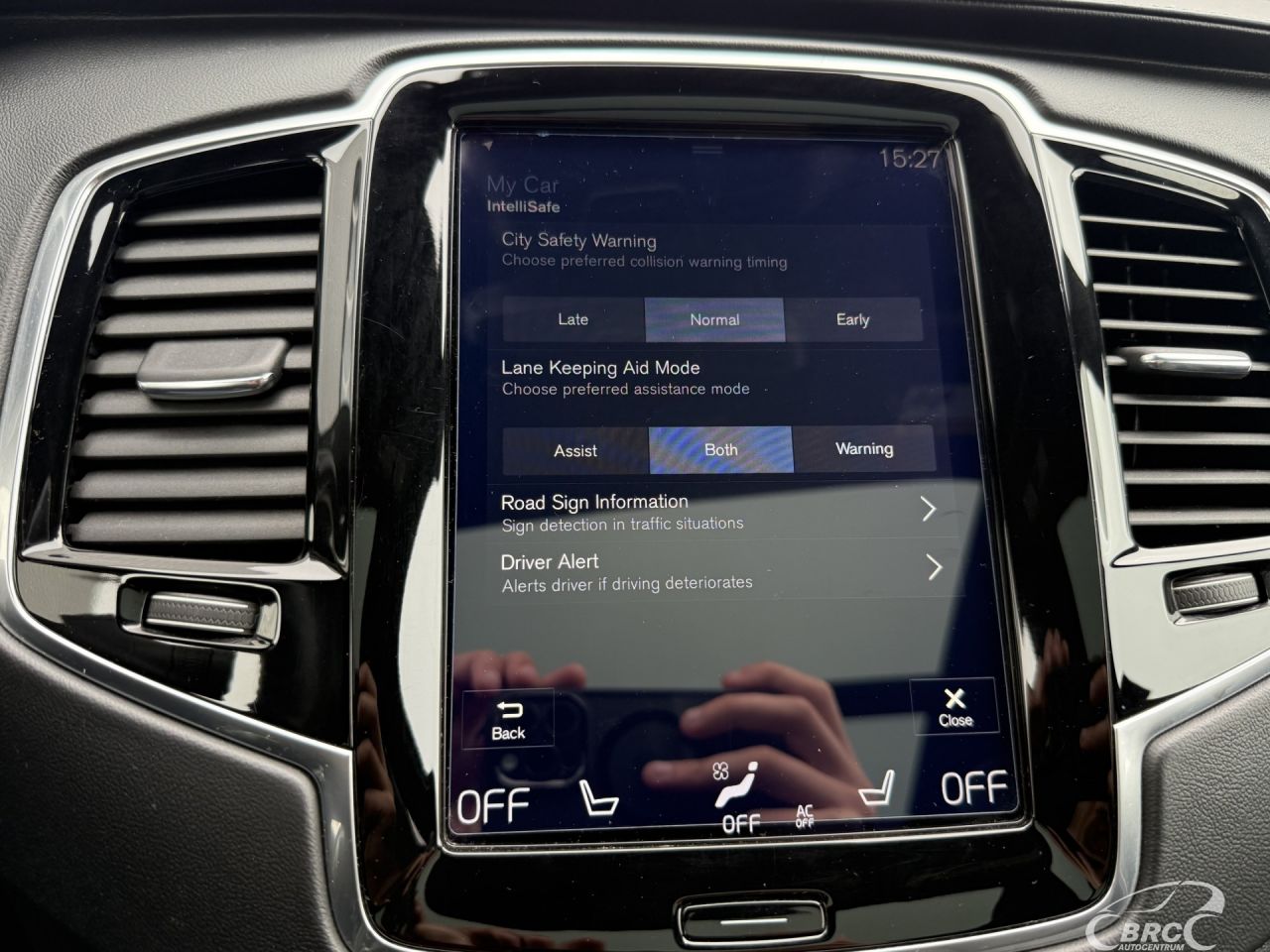Volvo XC90 | 53