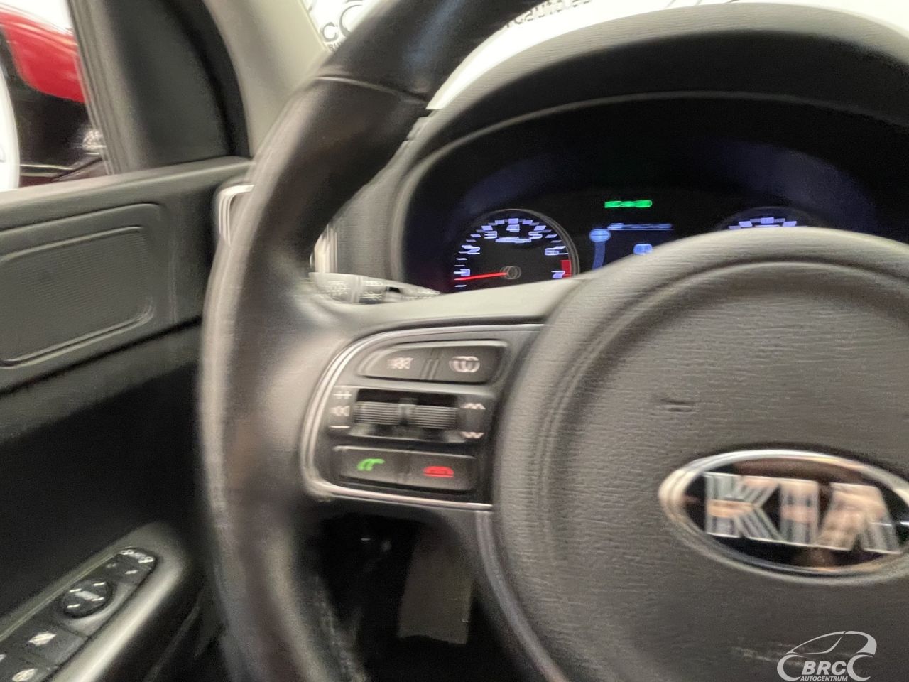 Kia Sportage | 28
