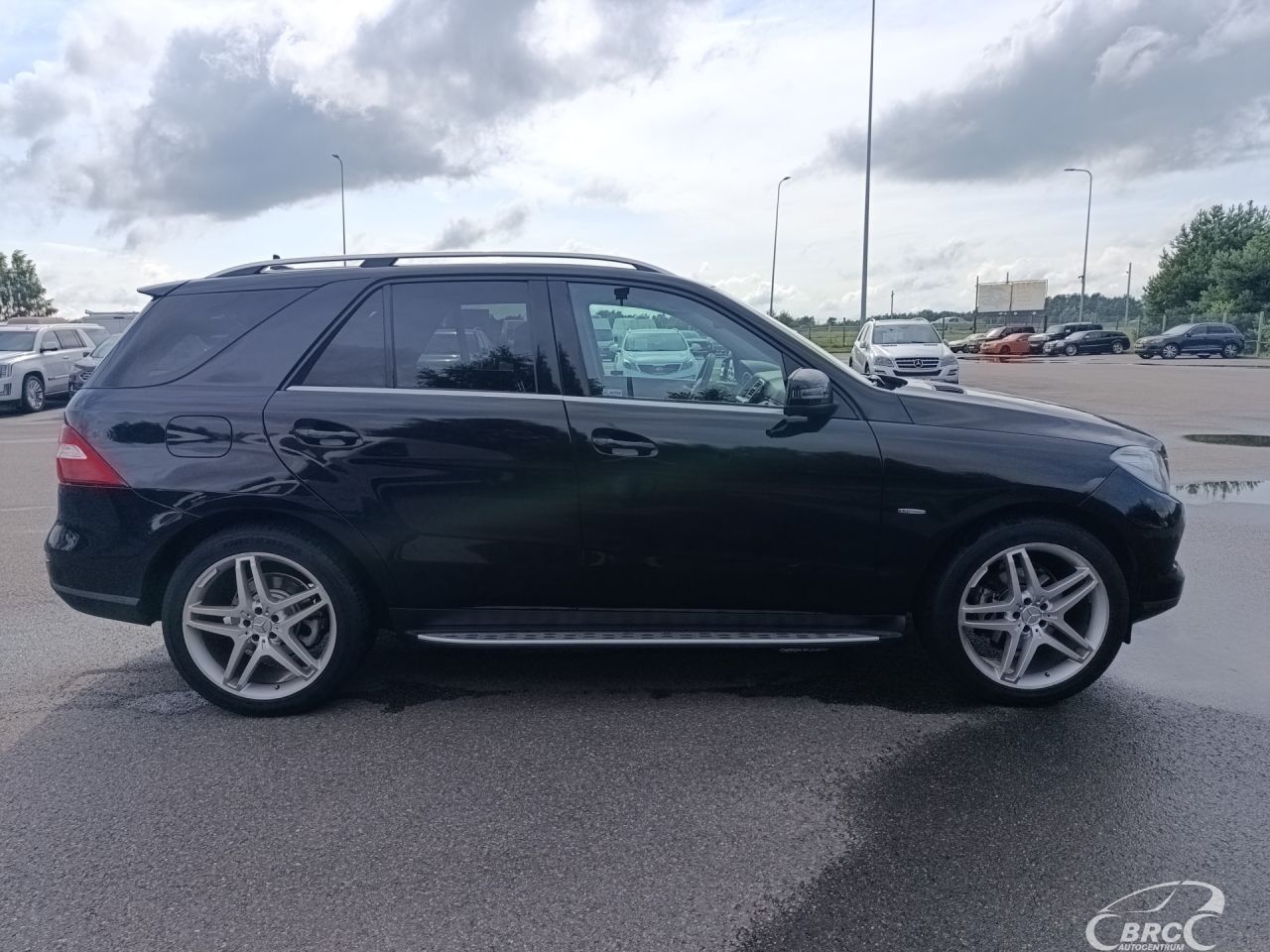 Mercedes-Benz ML350 | 5
