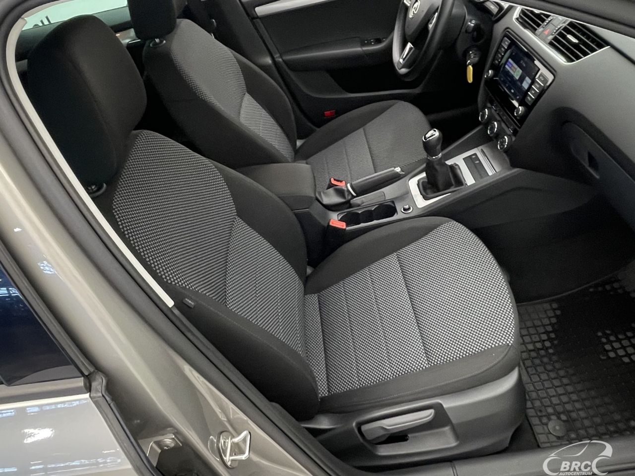 Skoda Octavia | 7
