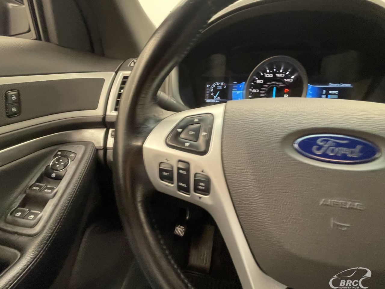 Ford Explorer | 32