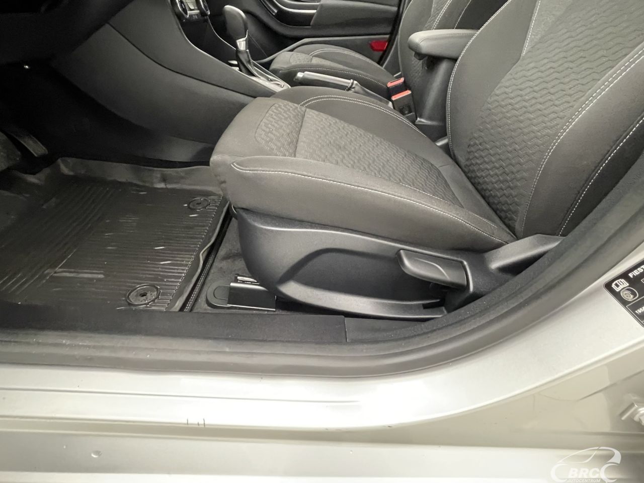 Ford Fiesta | 20