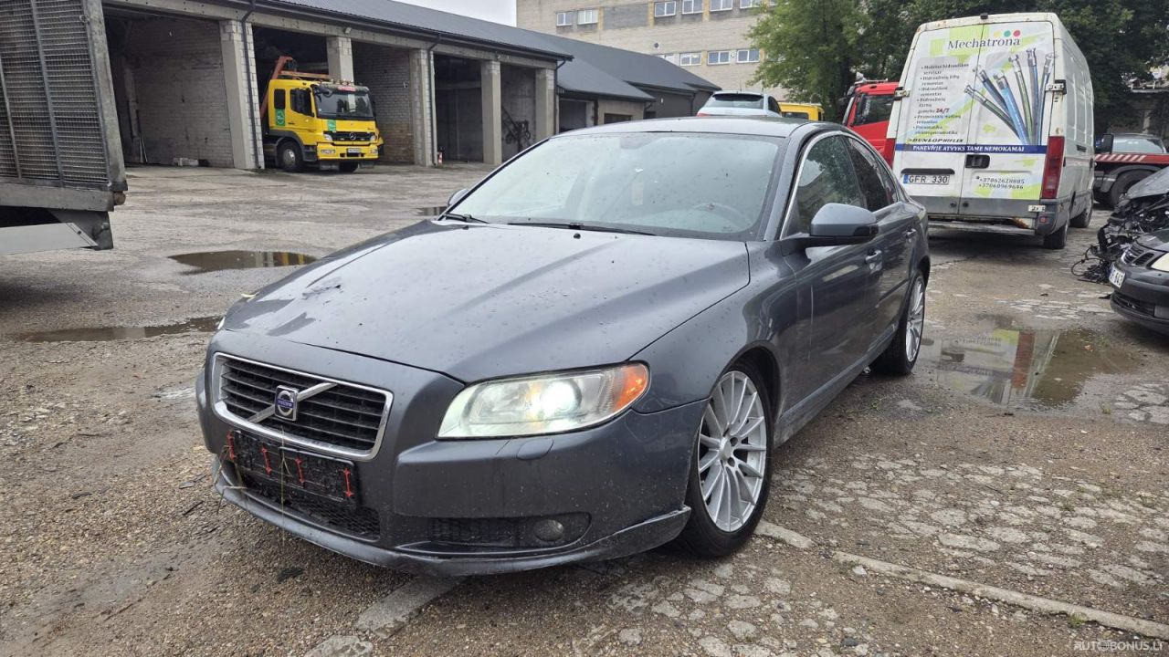 Volvo S80, 2.5 l., sedanas