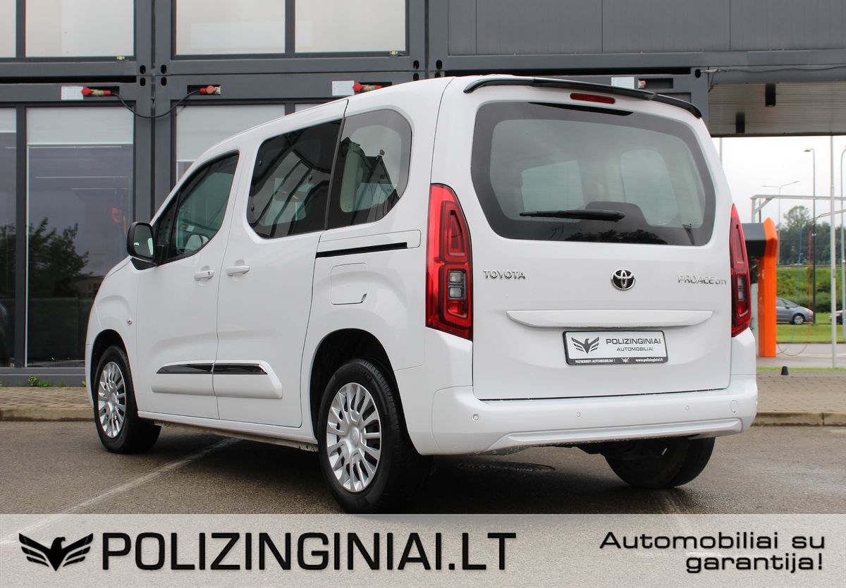 Toyota Proace | 3