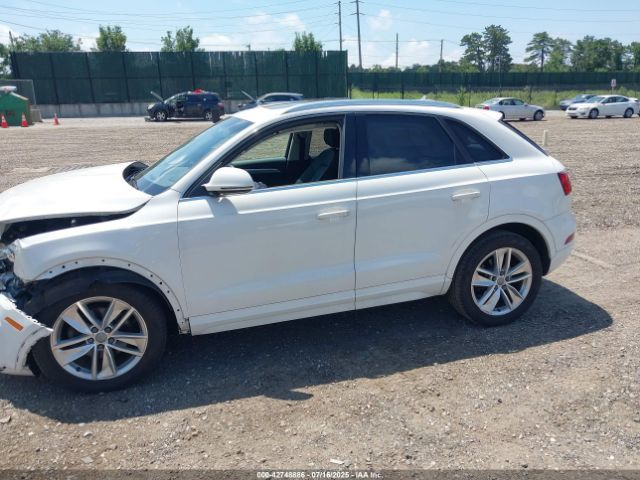 Audi Q3 | 13
