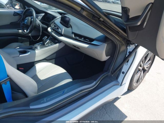 BMW i8 | 4