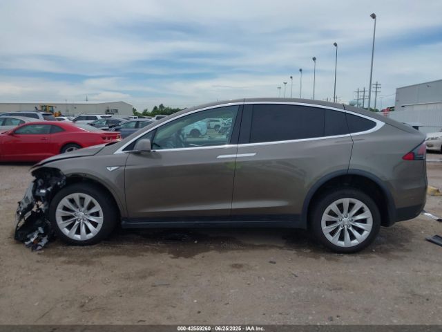 Tesla Model X | 12