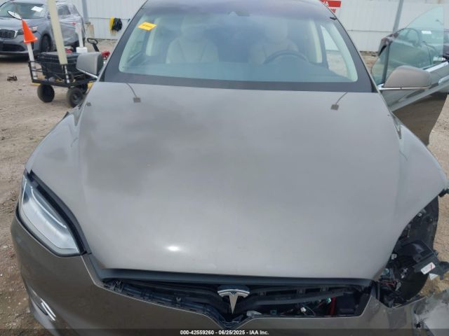 Tesla Model X | 9