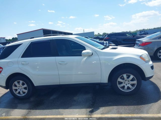 Mercedes-Benz ML350 | 12