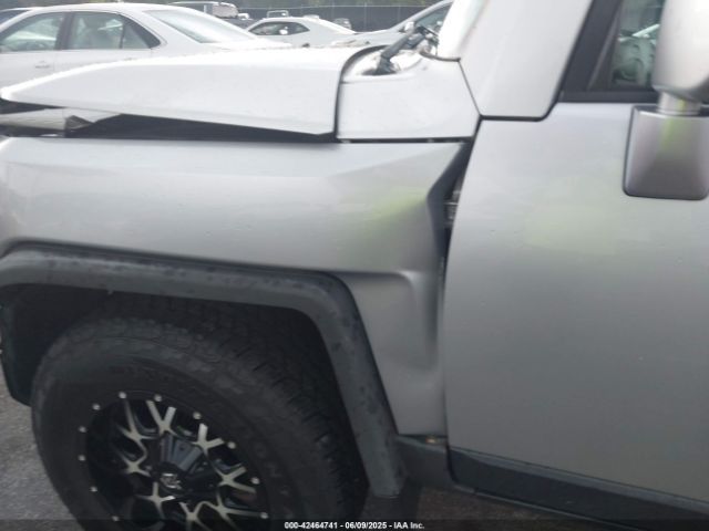 Toyota FJ Cruiser | 16