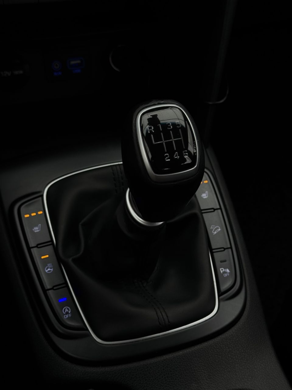 Hyundai Kona | 17