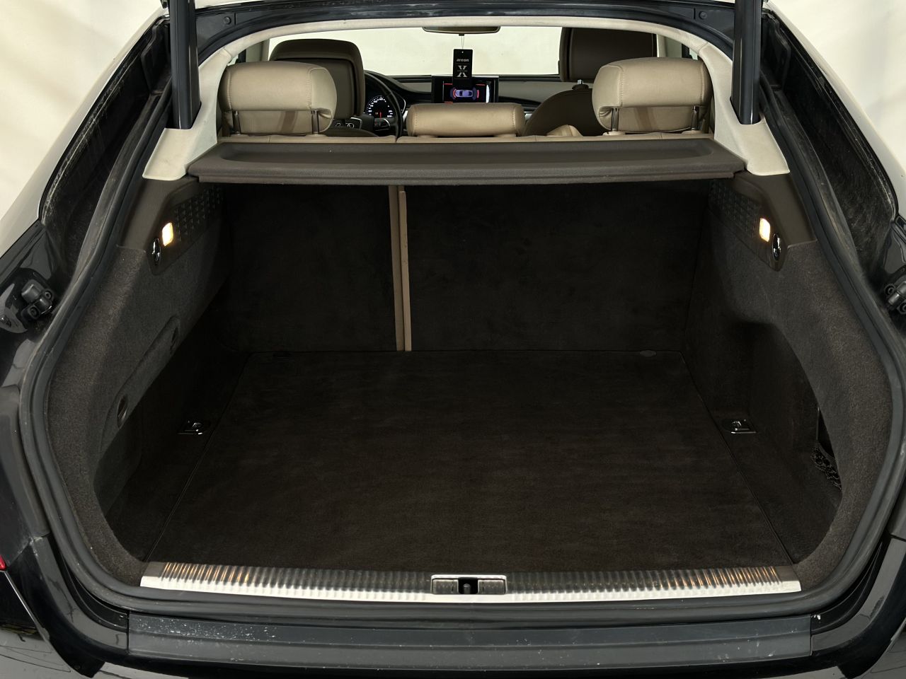 Audi A7 | 10