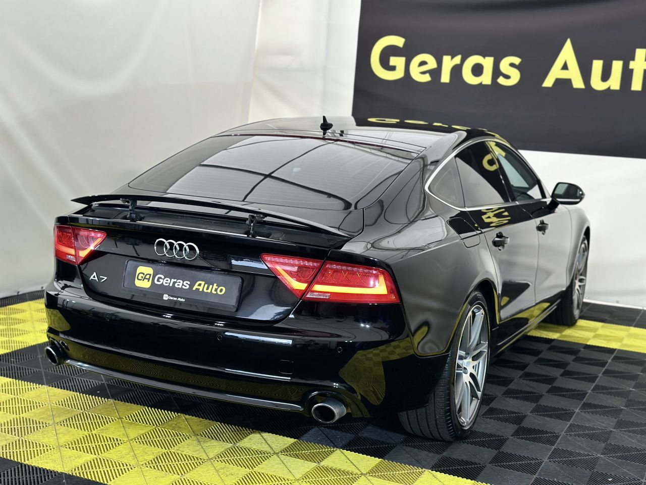 Audi A7 | 3