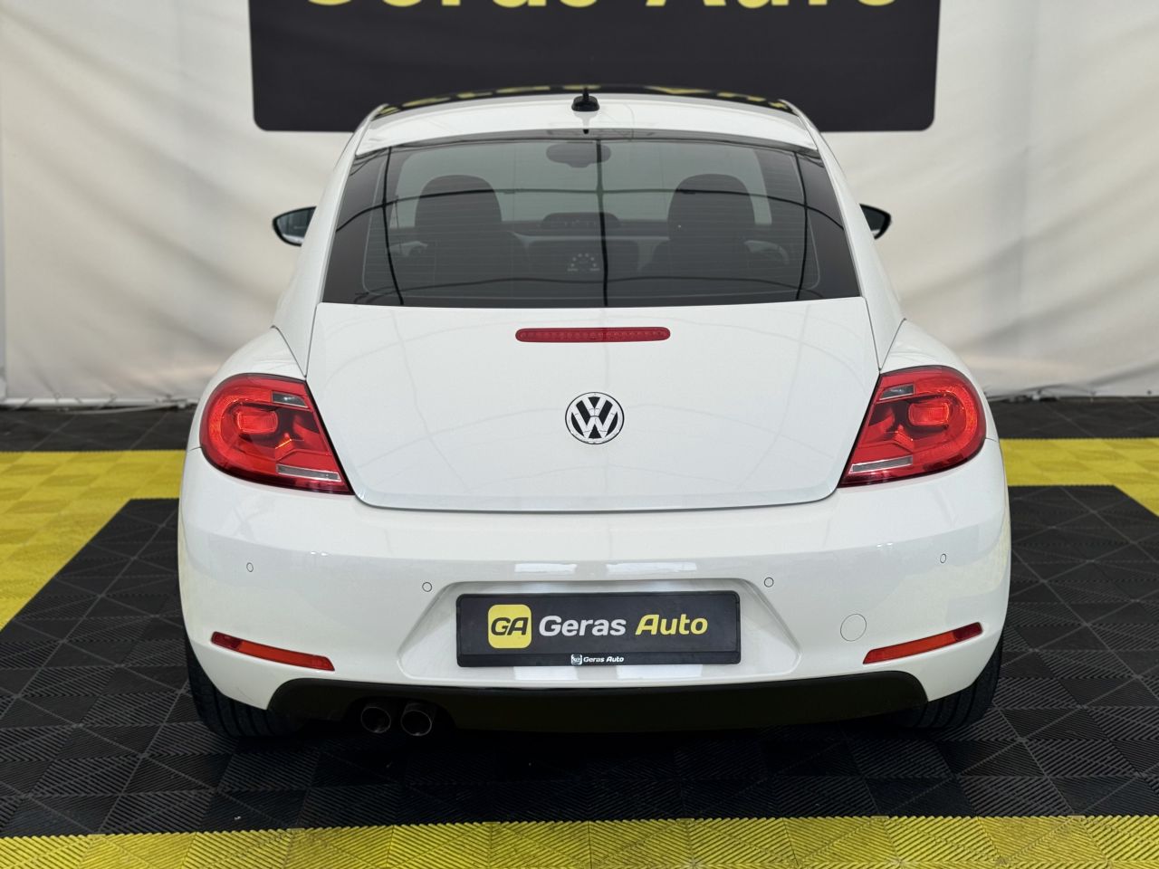 Volkswagen Beetle | 4