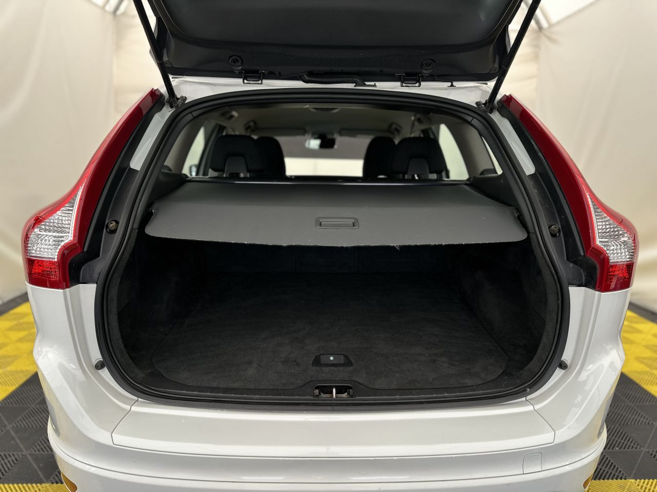 Volvo XC60 | 10