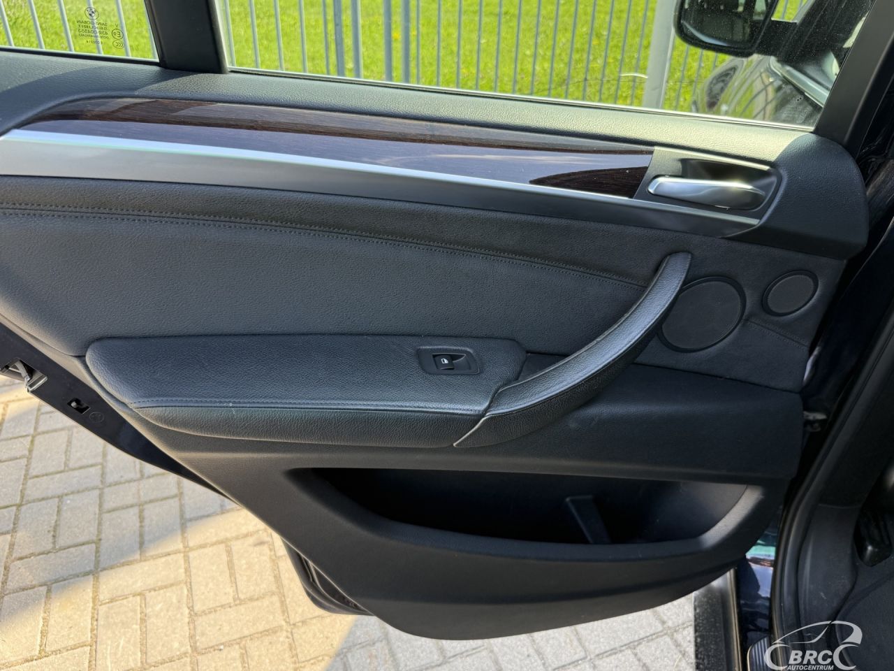 BMW X5 | 12