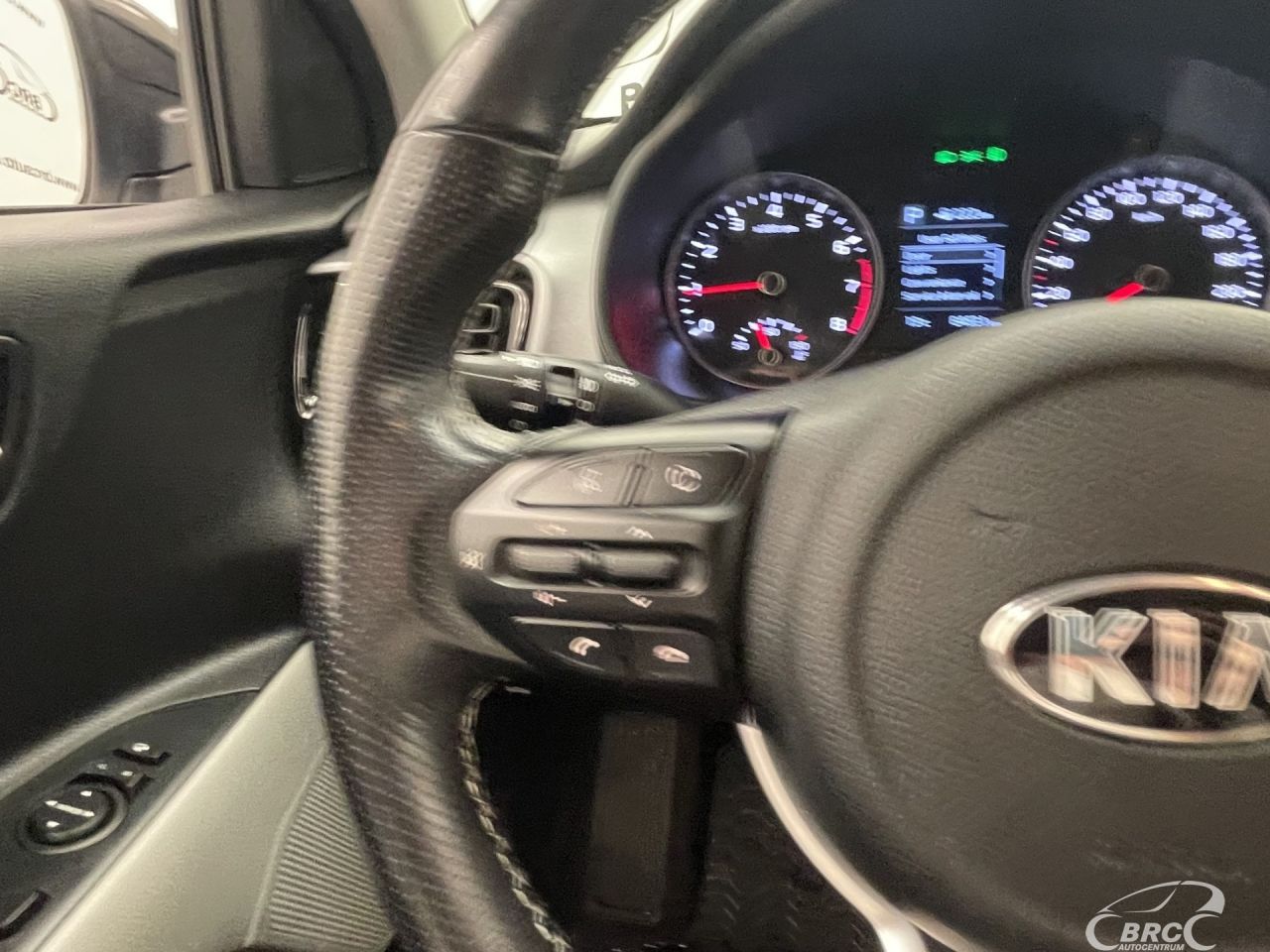 Kia Stonic | 28