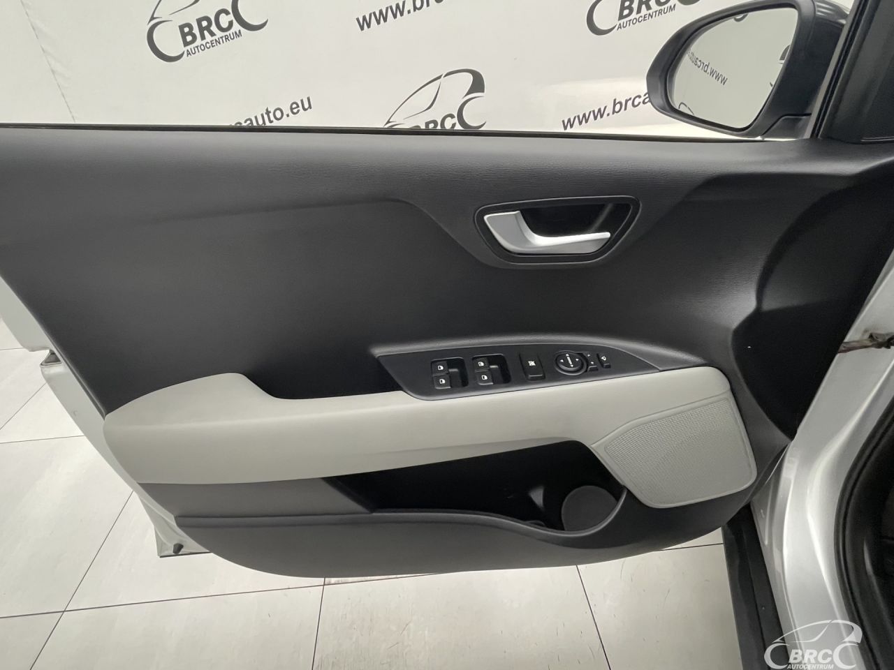 Kia Stonic | 18