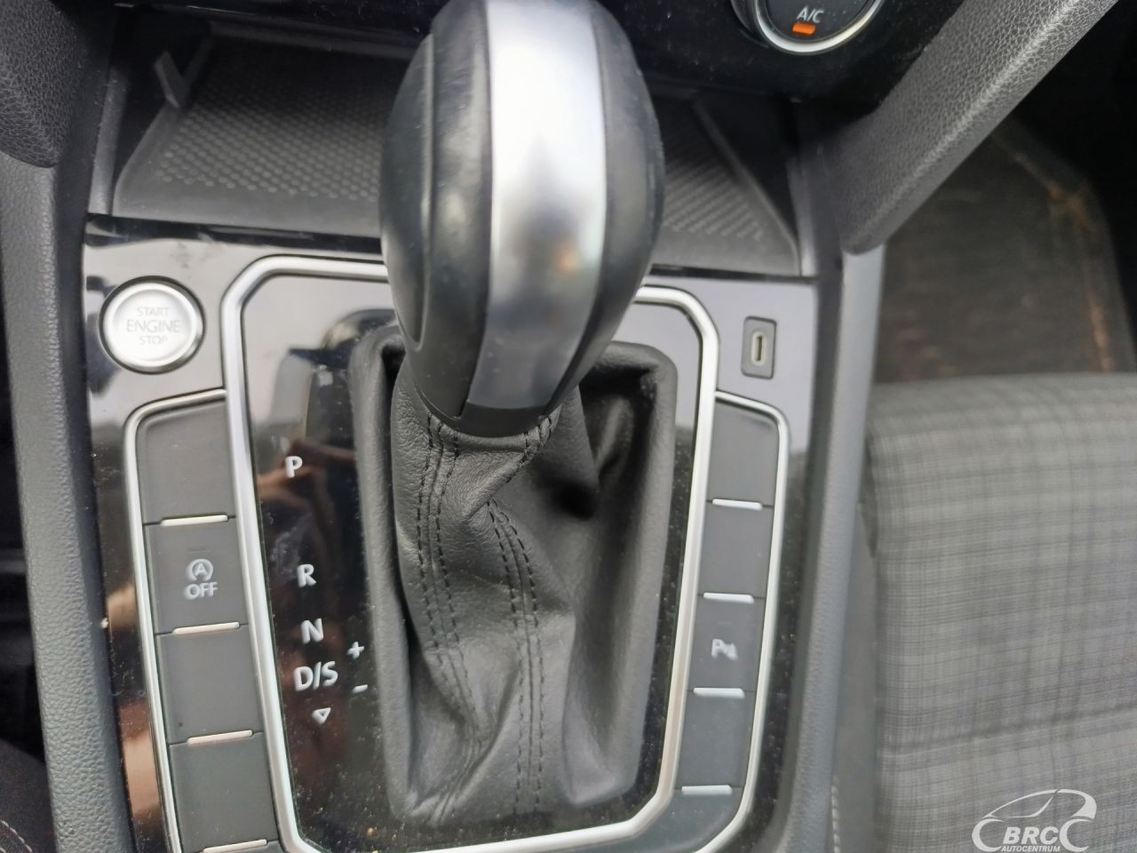 Volkswagen Passat | 39