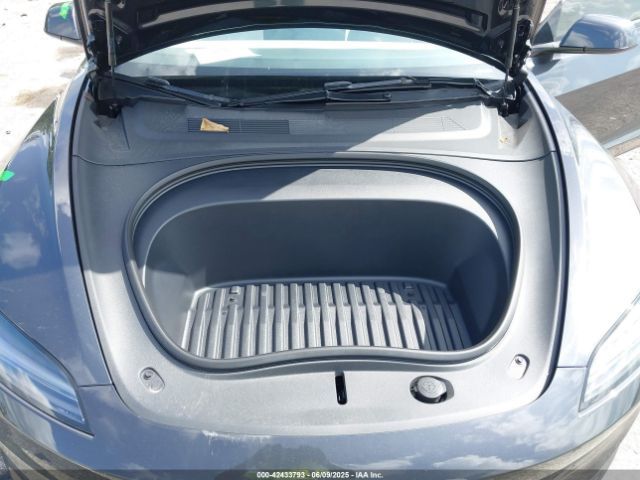 Tesla Model 3 | 9