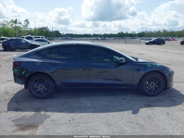 Tesla Model 3 | 13