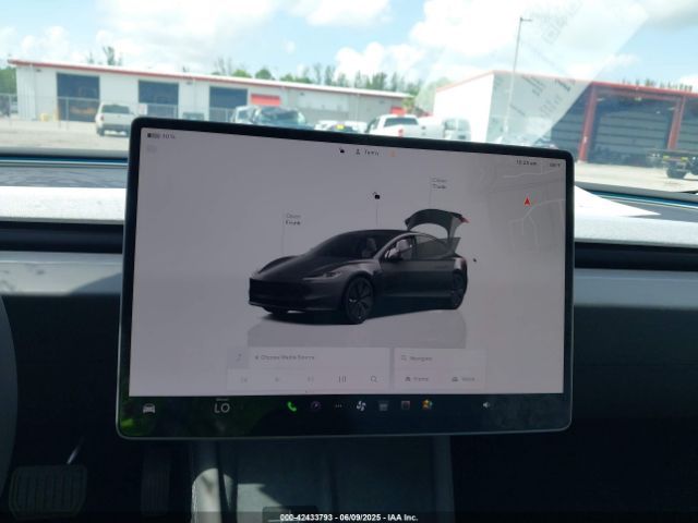 Tesla Model 3 | 18