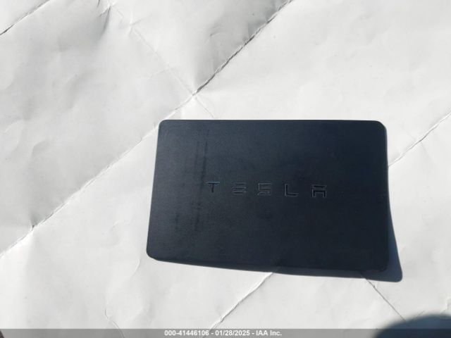 Tesla Model 3 | 10