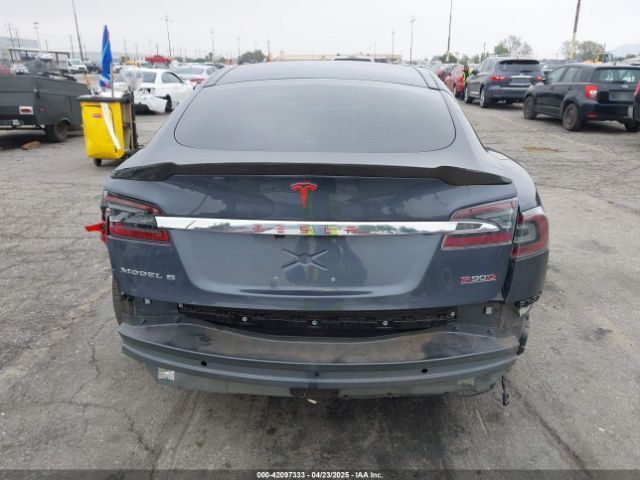 Tesla Model S | 16