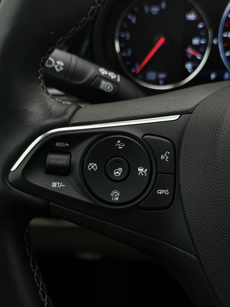 Opel Insignia | 25