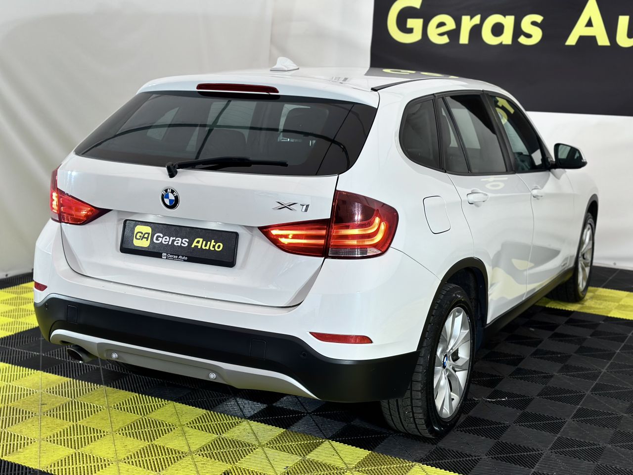 BMW X1 | 5
