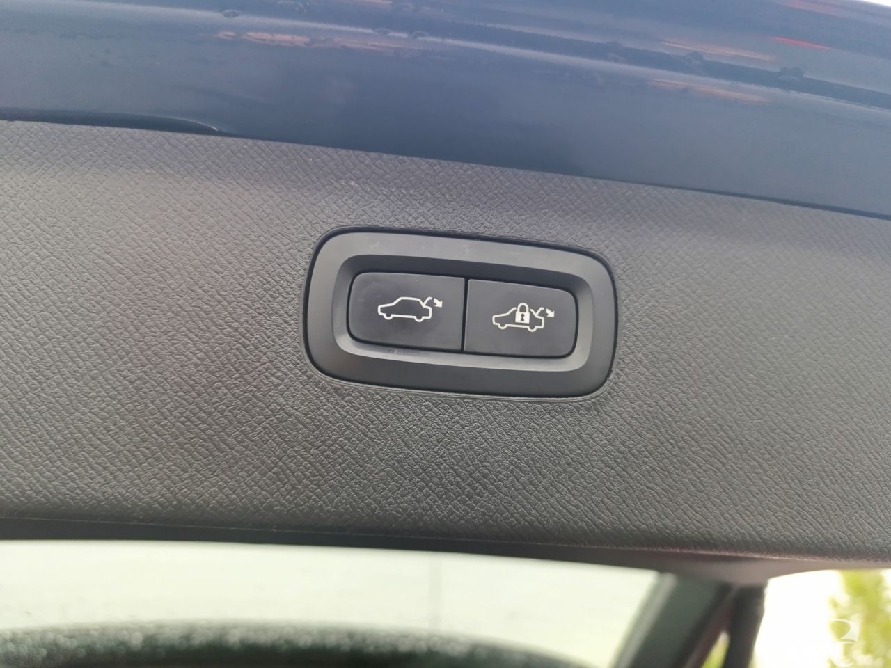 Volvo XC90 | 16