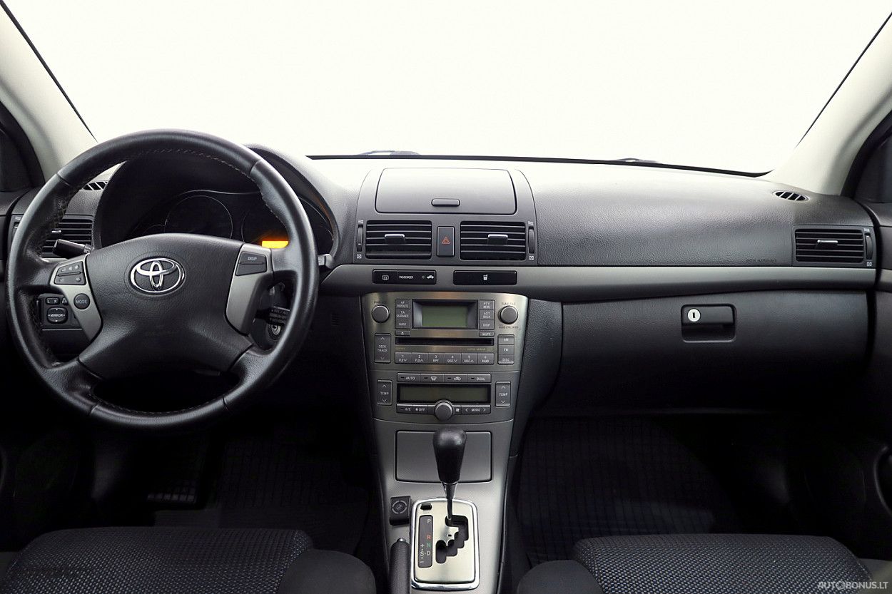 Toyota Avensis | 4