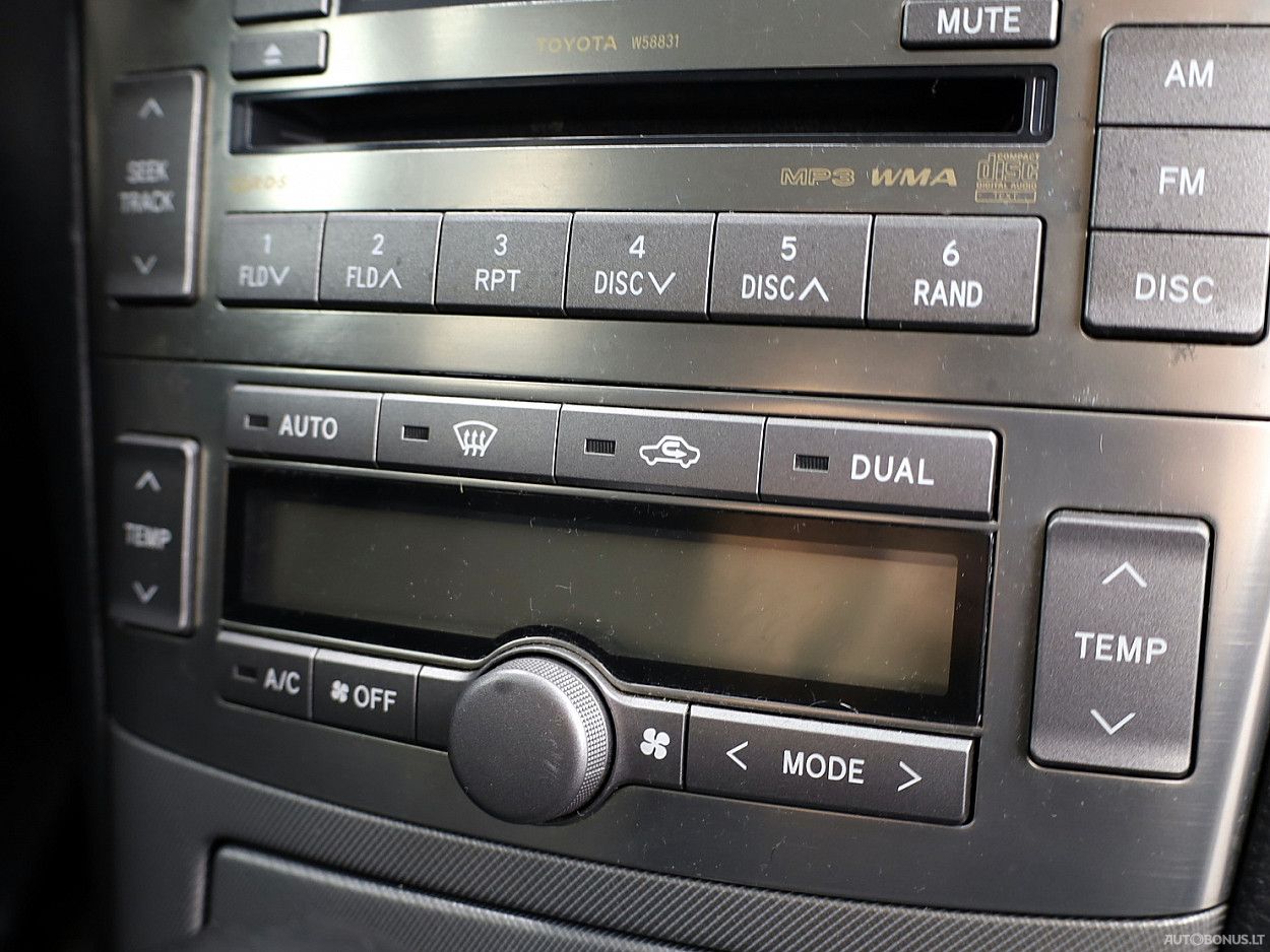 Toyota Avensis | 7