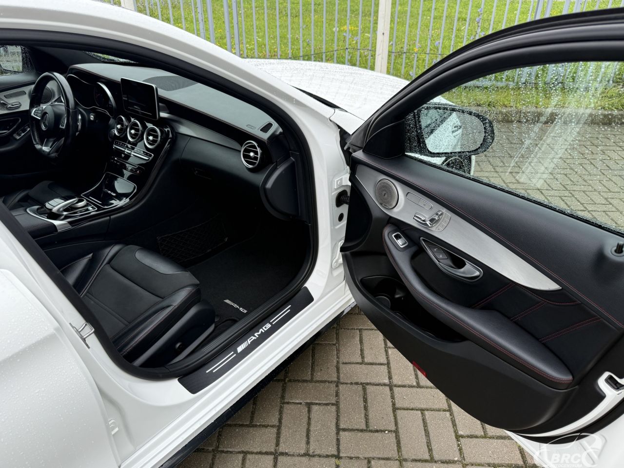 Mercedes-Benz C450 | 2