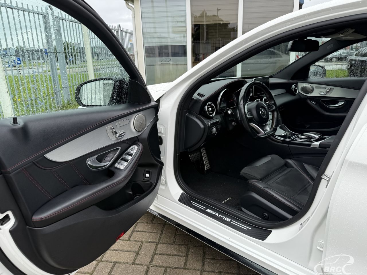 Mercedes-Benz C450 | 13