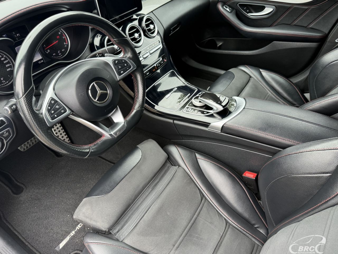 Mercedes-Benz C450 | 16