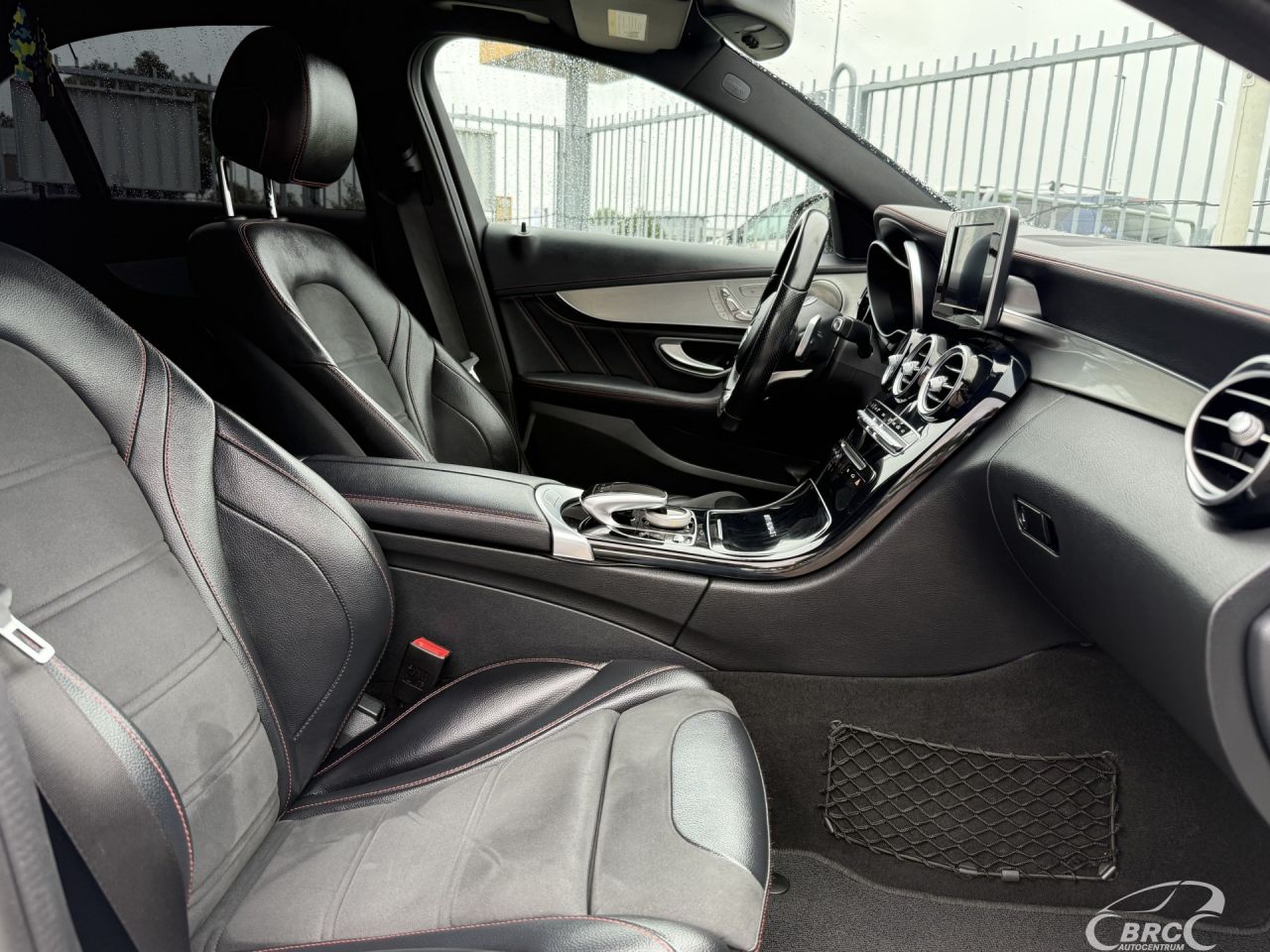 Mercedes-Benz C450 | 5