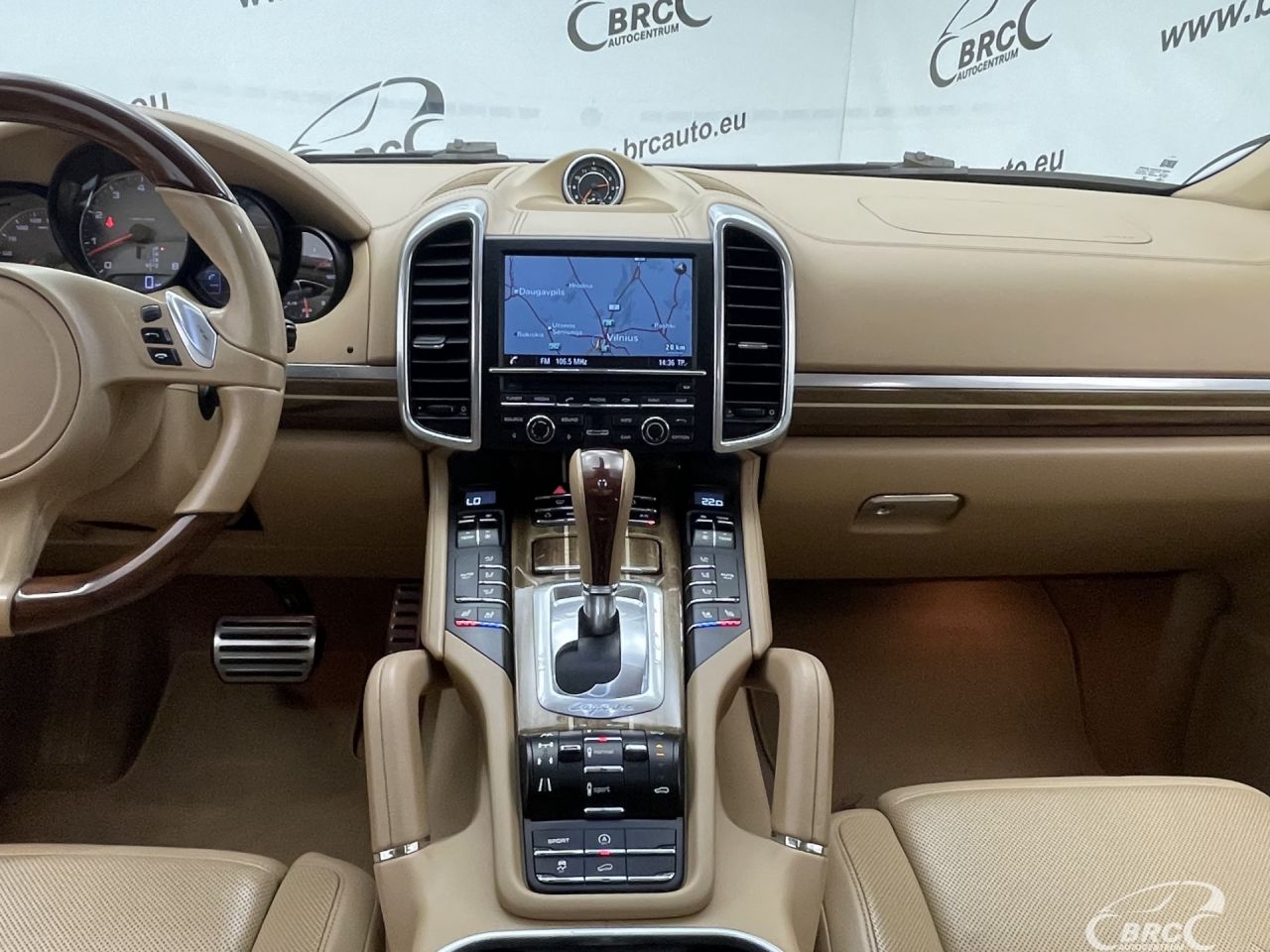 Porsche Cayenne | 16