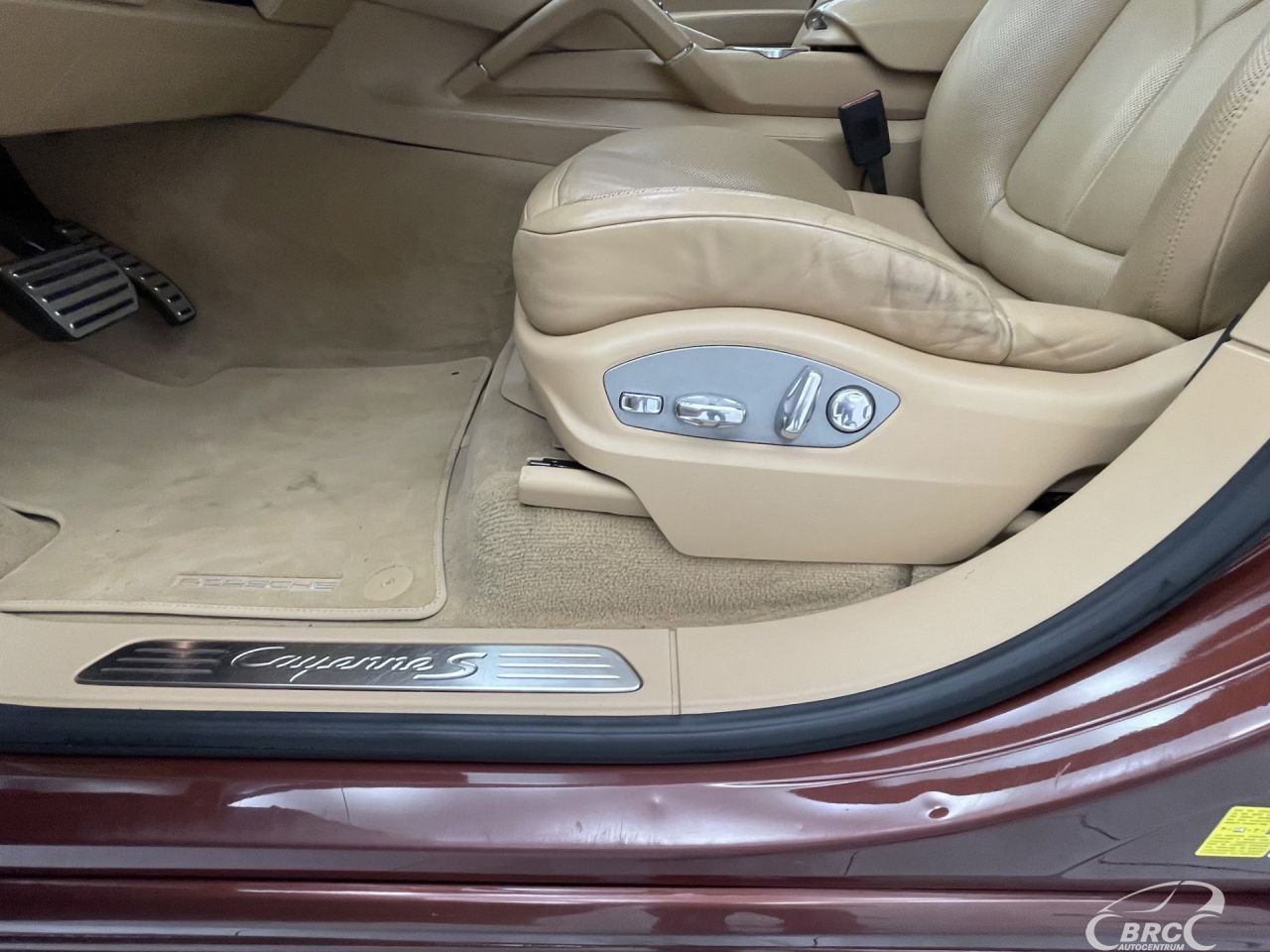 Porsche Cayenne | 24