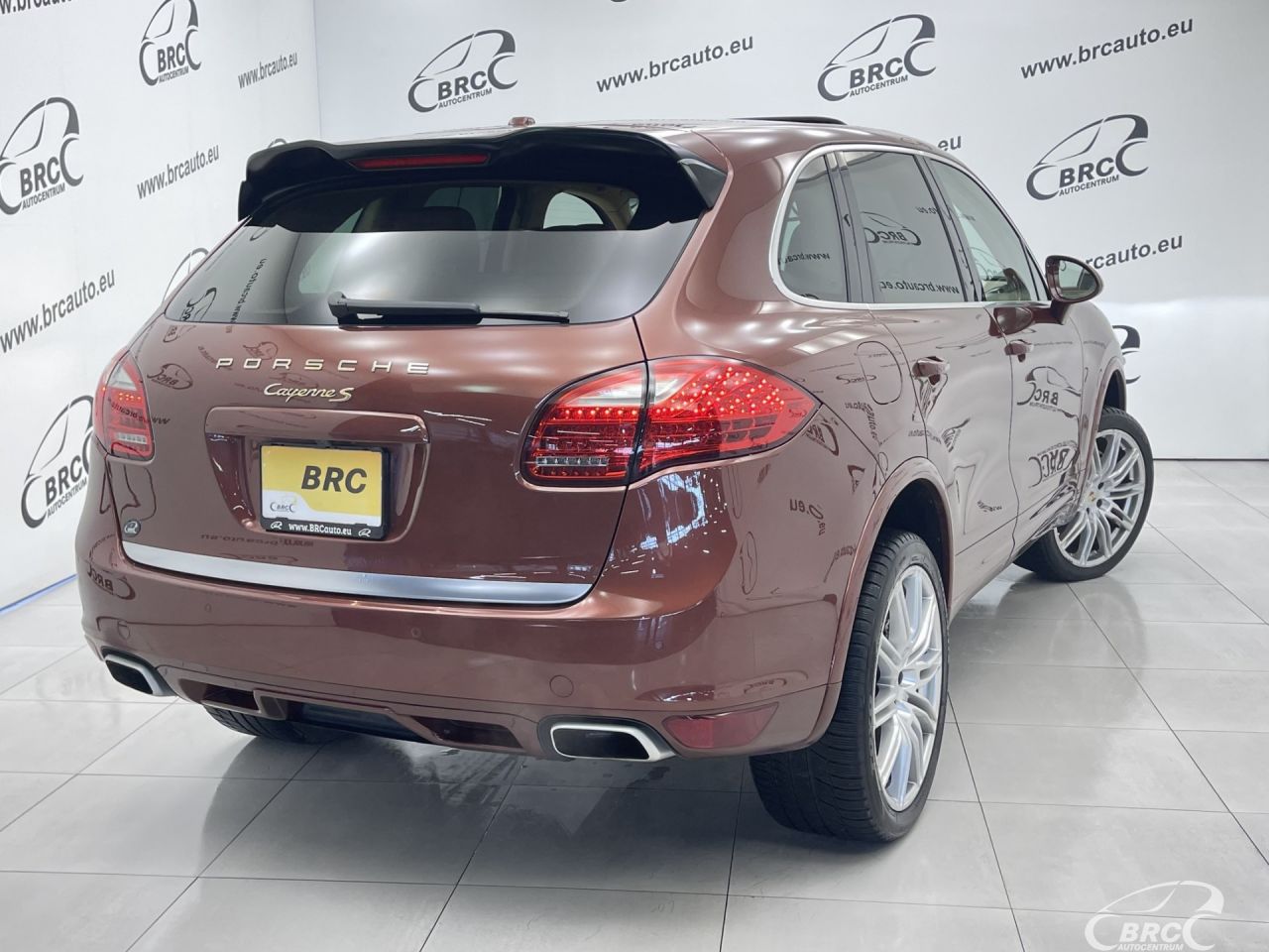 Porsche Cayenne | 48