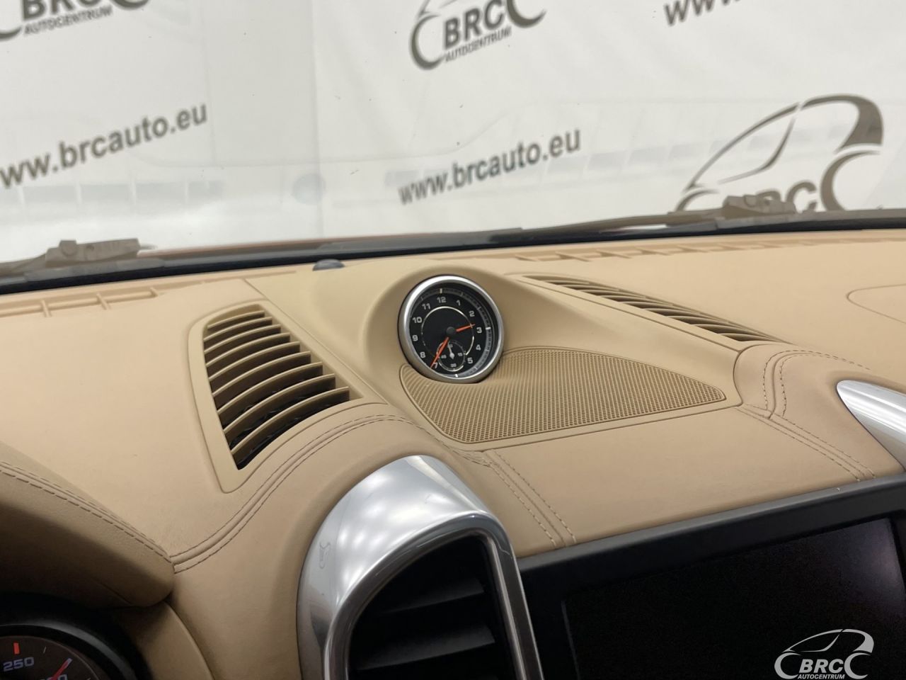 Porsche Cayenne | 35