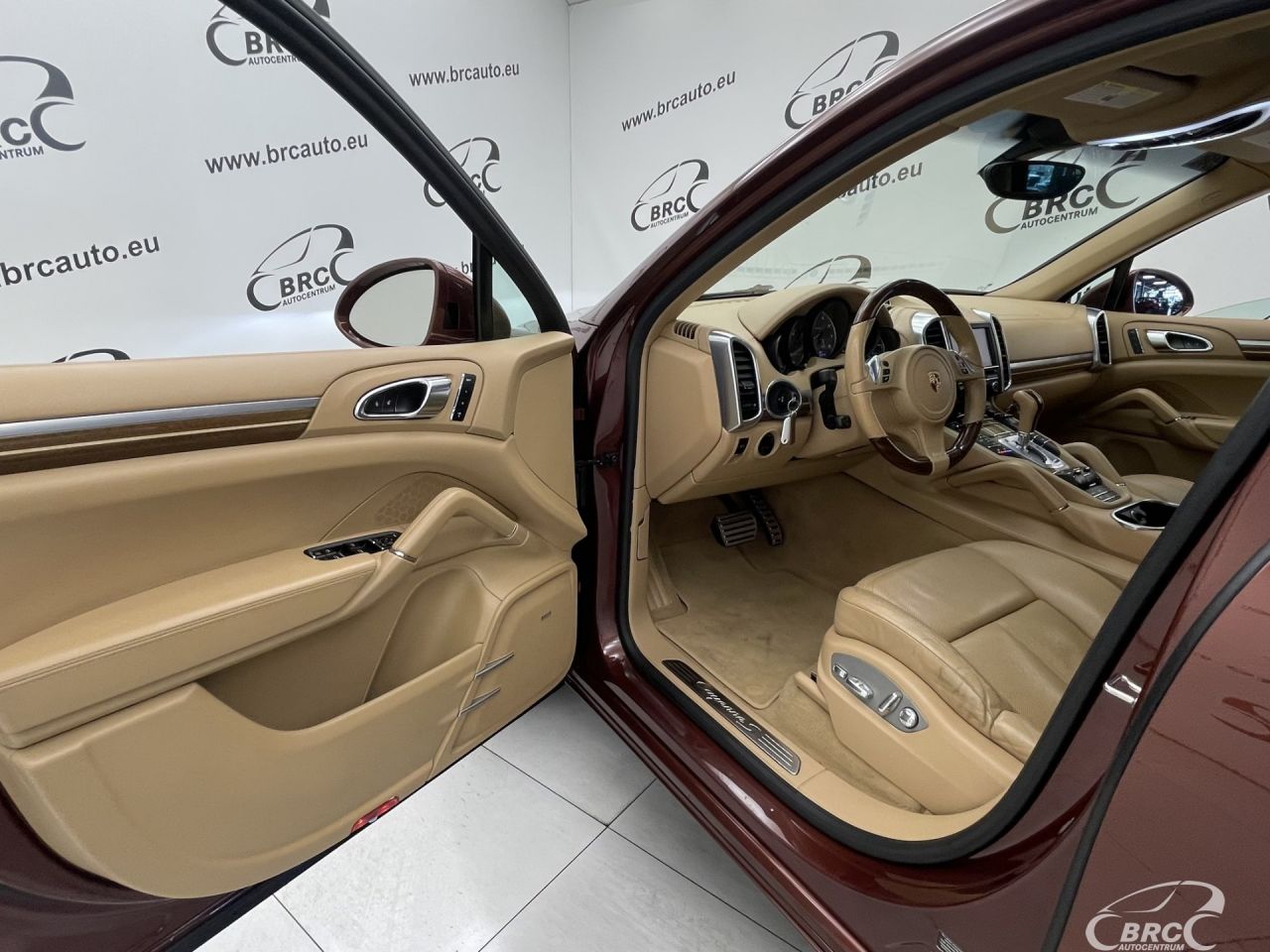 Porsche Cayenne | 21