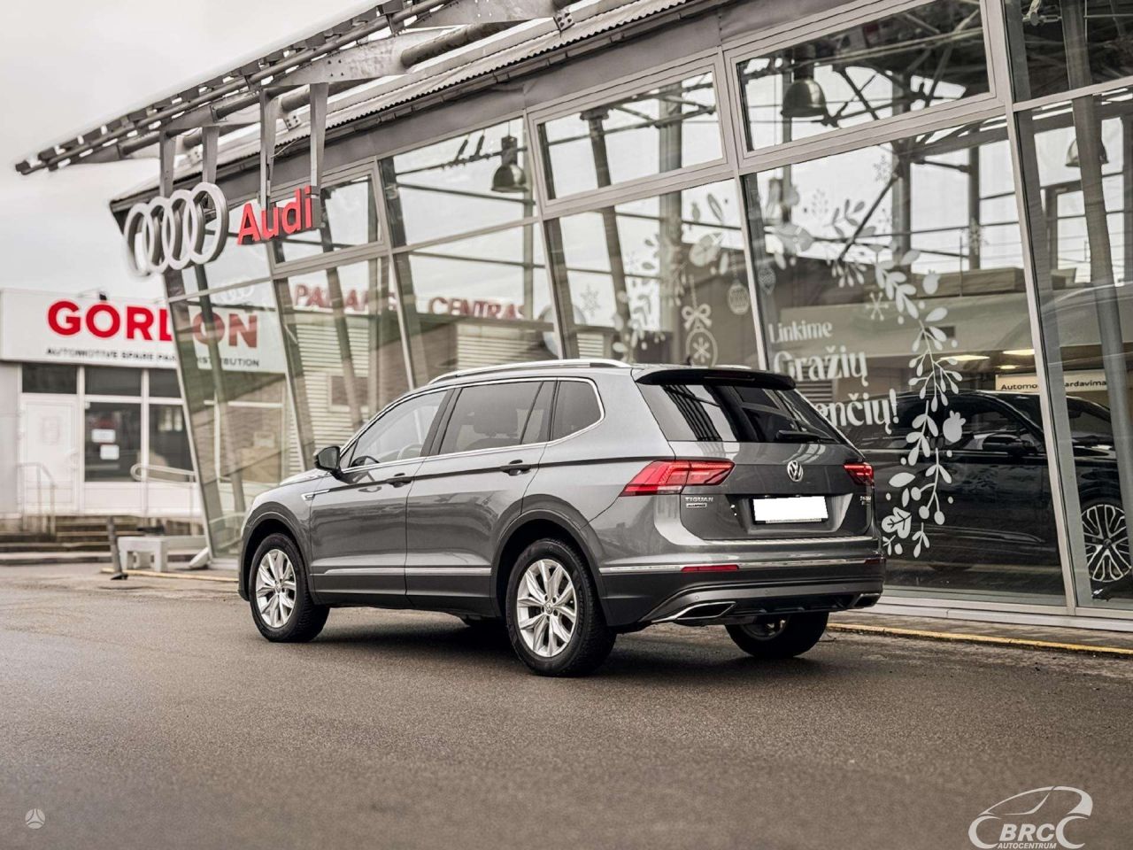 Volkswagen Tiguan, 2.0 l., Внедорожник