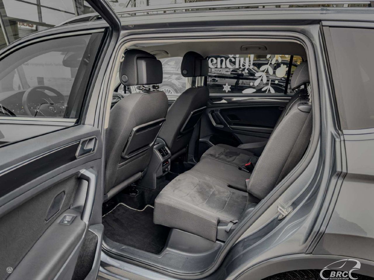 Volkswagen Tiguan | 4