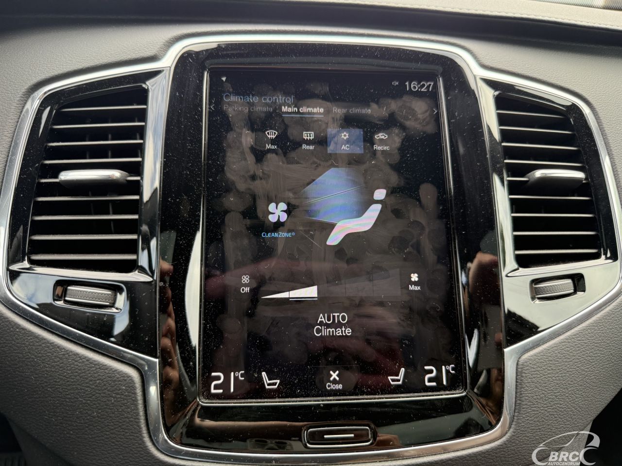 Volvo XC90 | 21